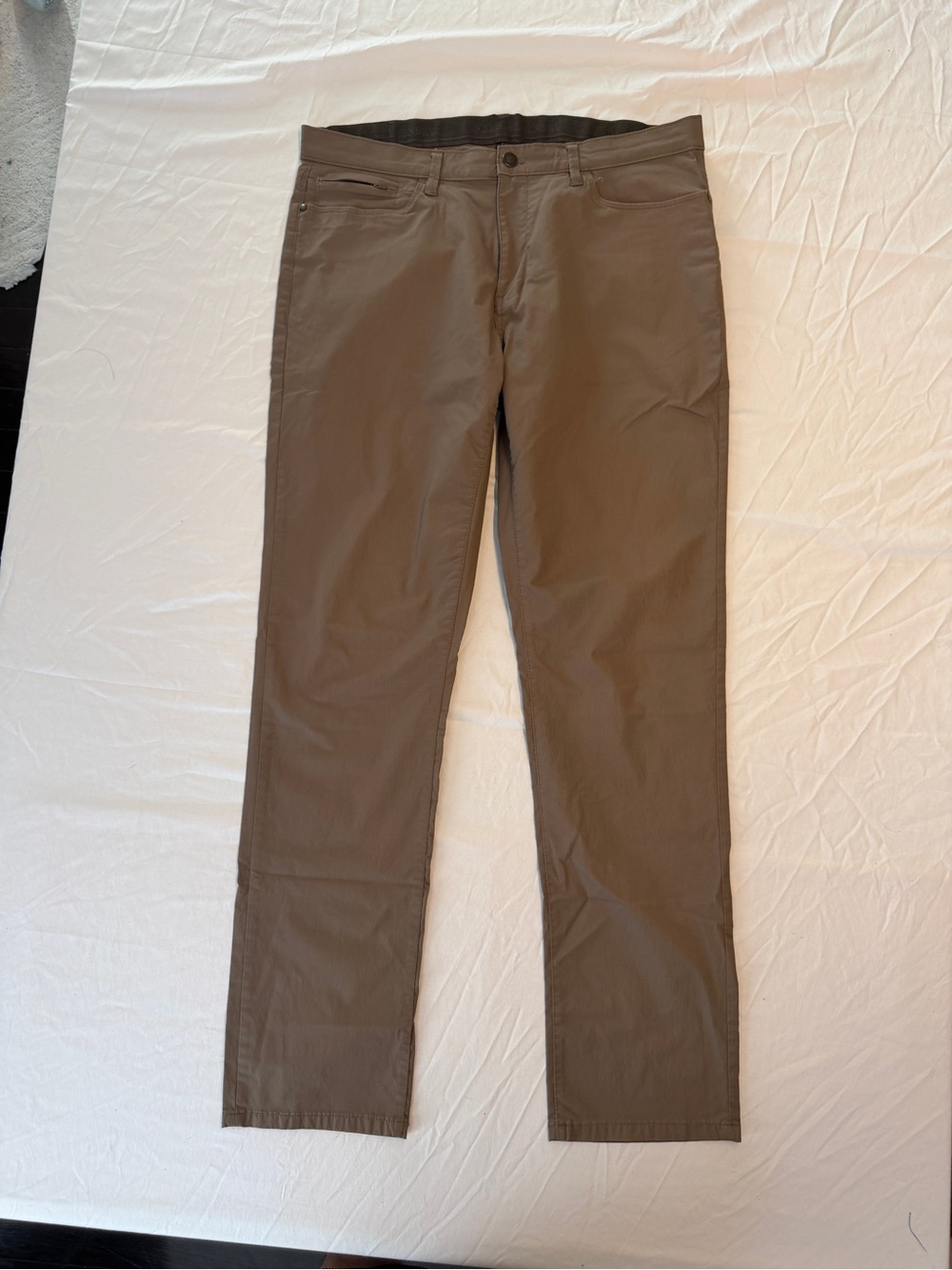 English Laundry Straight Leg Women’s Jeans in Brown